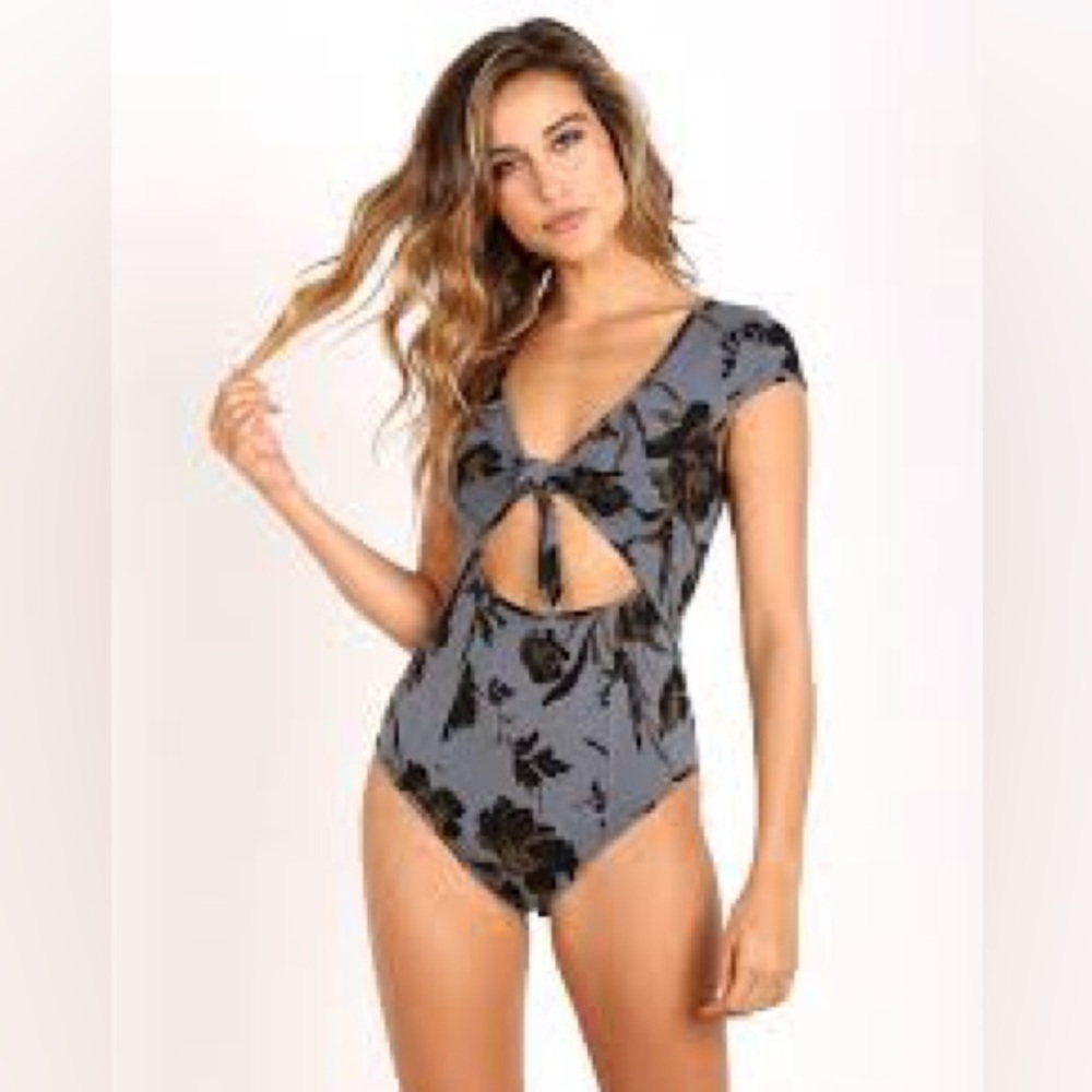 Free People women’s large bodysuit top Gray blue cut out tie detail floral print